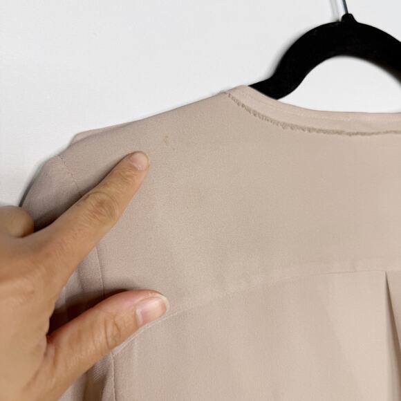 Parker XSmall XS Light Brown Beige Silk Split V Neck Blouse Roll Tab Sleeves - Picture 11 of 11
